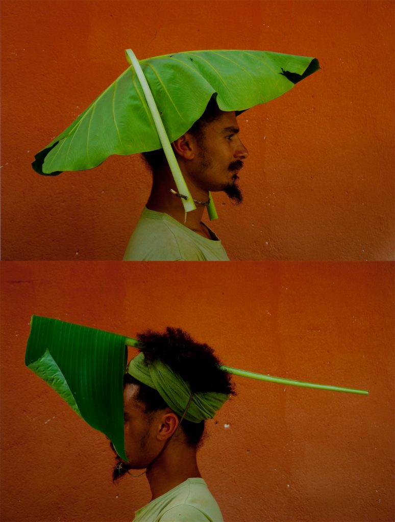 Paulo Nazareth, “Sem título,” 2010, from the series, “Para tampar o sol de seus olhos.” 69 x 180 cm/Photo: Isabella Matheus